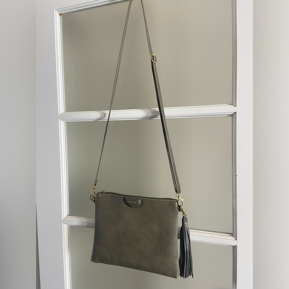 Green MICHELLE CLUTCH BAG